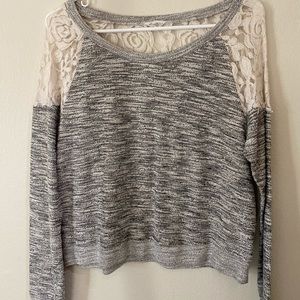 Long sleeve top with lace detail